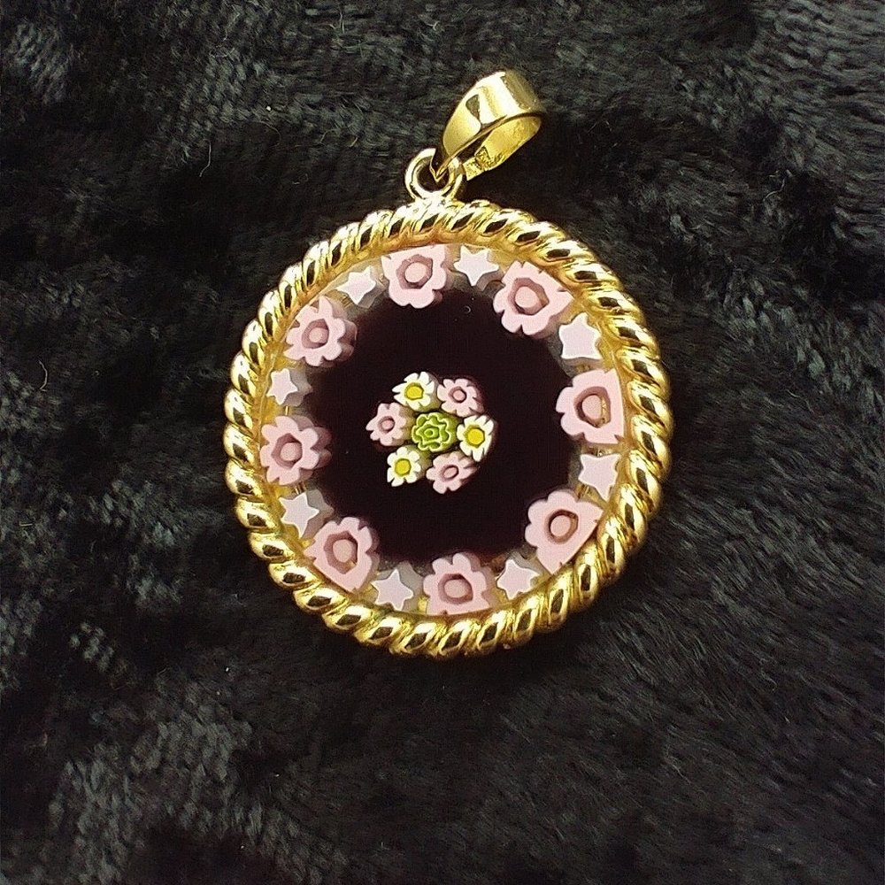 Round Floral Glass Pendent